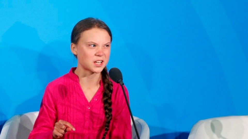 Greta Thunberg spílá politikům na plénu OSN